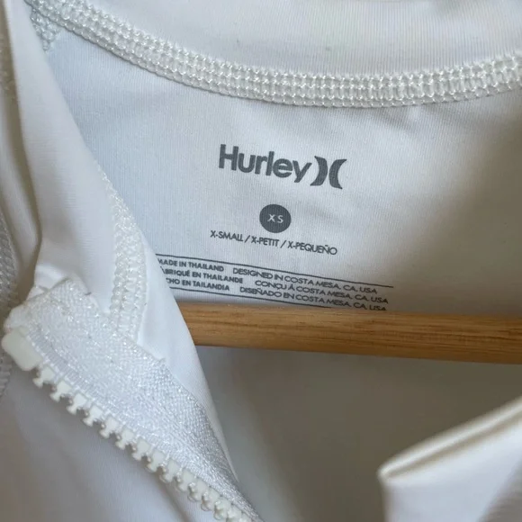Hurley White Rash Guard - Picture 3 of 3